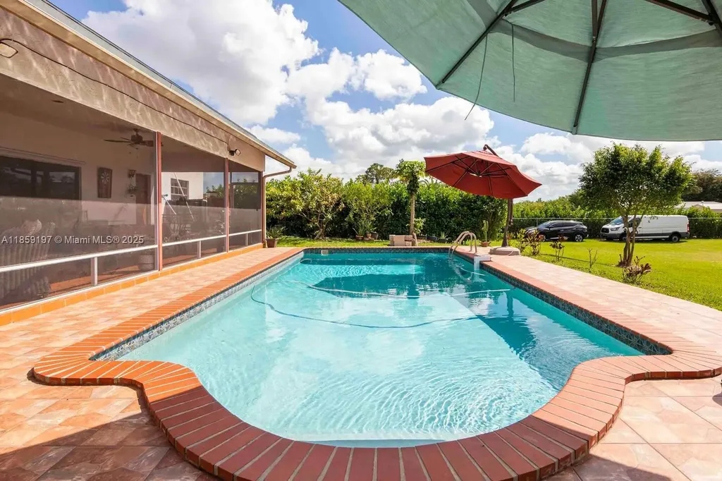 19900 SW 326th Street Homestead FL 33030