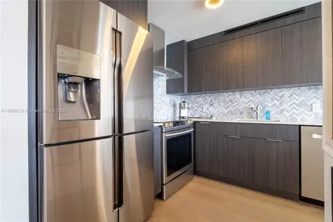 900 Bay Drive Miami Beach FL 33141