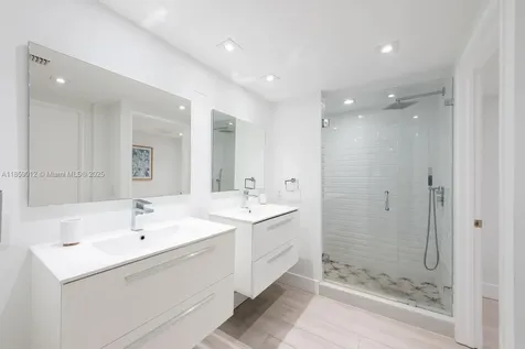 181 Crandon Boulevard Key Biscayne FL 33149