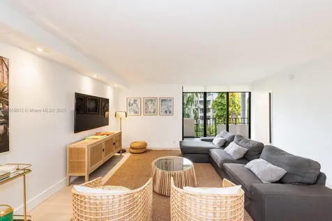 181 Crandon Boulevard Key Biscayne FL 33149