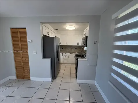 6218 Rodman Street Hollywood FL 33023