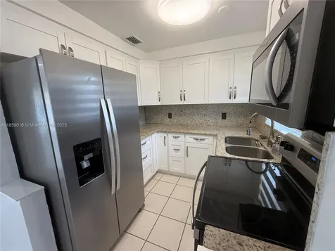 6218 Rodman Street Hollywood FL 33023