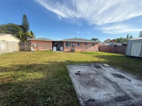6218 Rodman Street Hollywood FL 33023