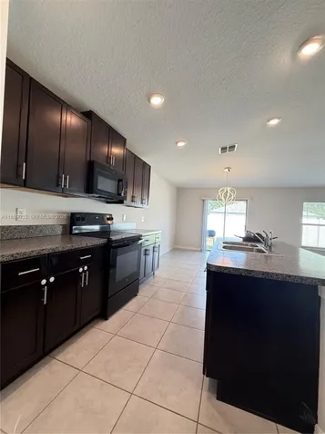 39889 Harmon Grove Court Zephyrhills FL 33540