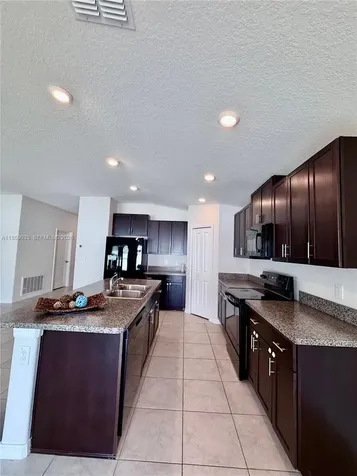 39889 Harmon Grove Court Zephyrhills FL 33540