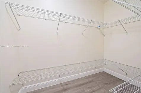 6221 NW 37th Terrace Virginia Gardens FL 33166