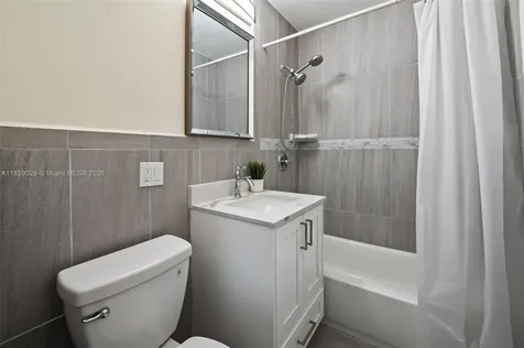 6221 NW 37th Terrace Virginia Gardens FL 33166