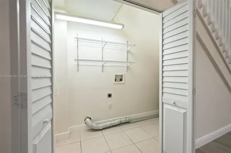 6221 NW 37th Terrace Virginia Gardens FL 33166