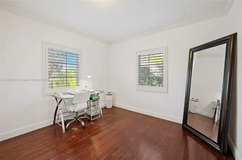 851 Swan Avenue Miami Springs FL 33166