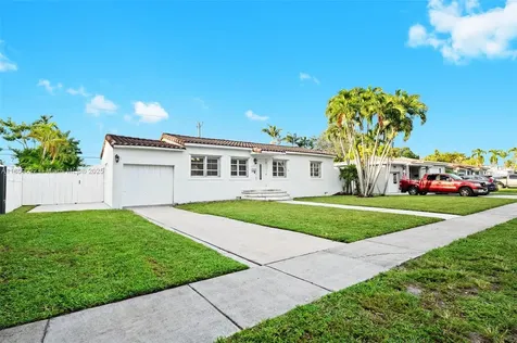 851 Swan Avenue Miami Springs FL 33166