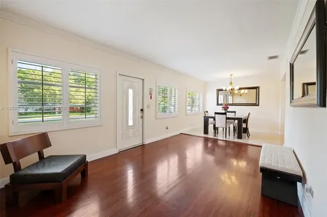 851 Swan Avenue Miami Springs FL 33166
