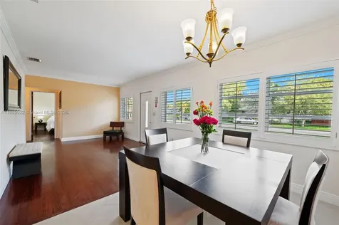 851 Swan Avenue Miami Springs FL 33166