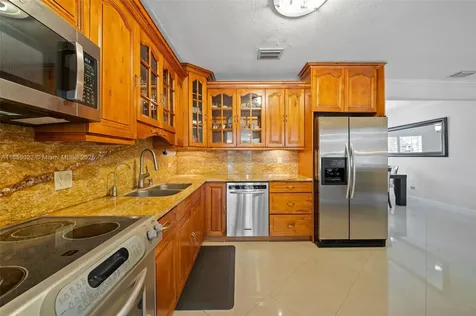 851 Swan Avenue Miami Springs FL 33166