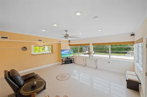 851 Swan Avenue Miami Springs FL 33166