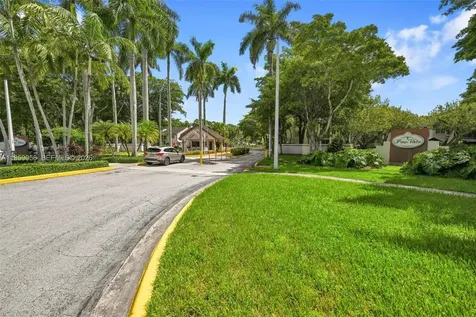 14006 SW 91st Terrace Miami FL 33186