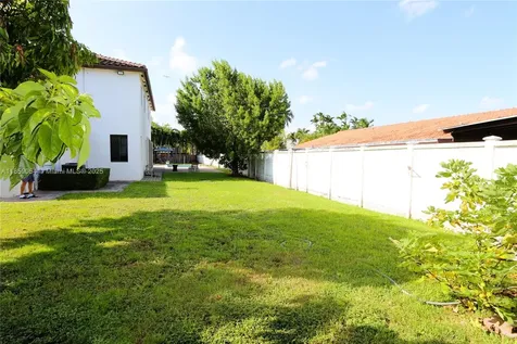 12246 SW 1st Street Miami FL 33184