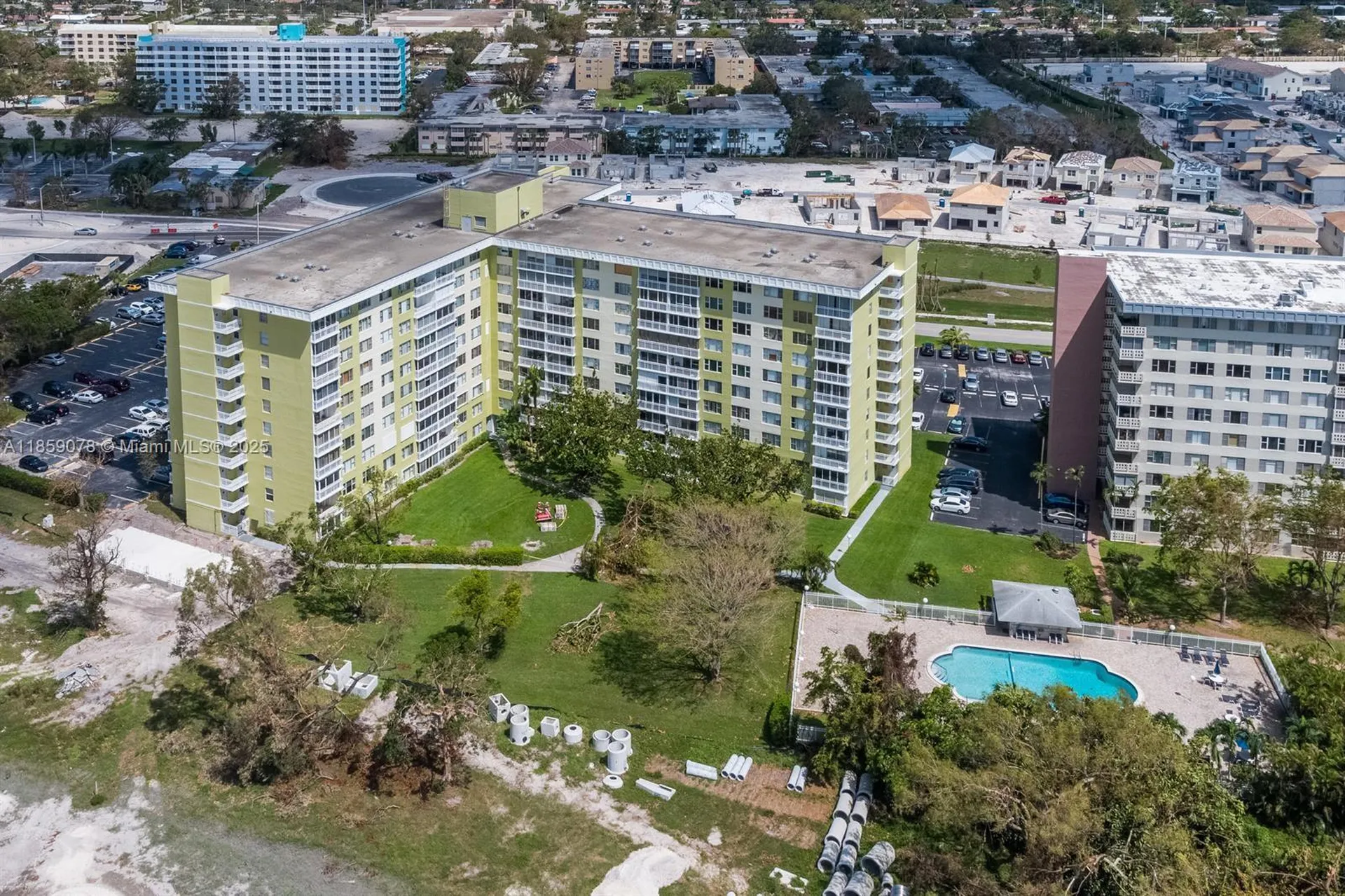 4400 Hillcrest Drive Hollywood FL 33021