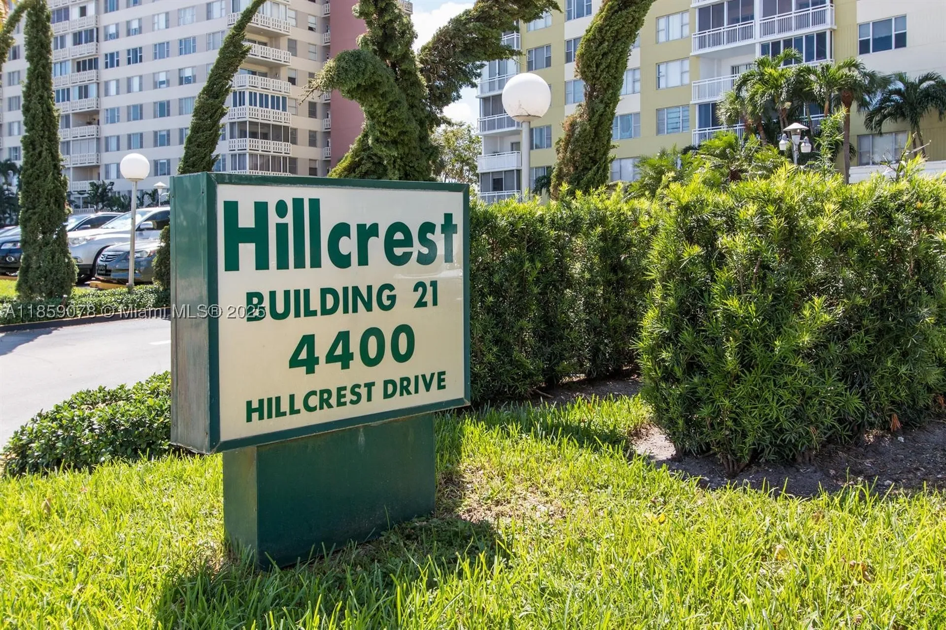 4400 Hillcrest Drive Hollywood FL 33021