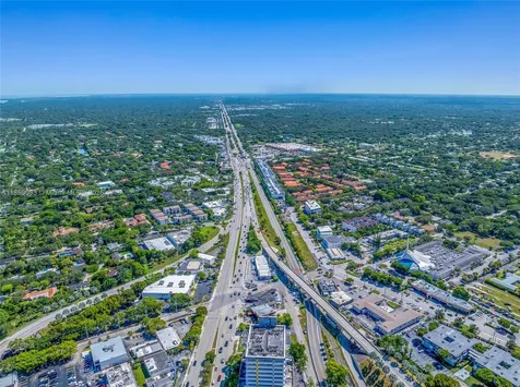 9855 S Dixie Highway Pinecrest FL 33156