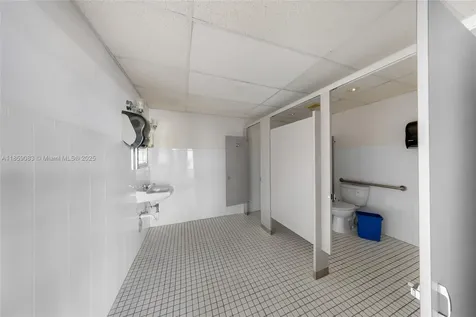 9855 S Dixie Highway Pinecrest FL 33156