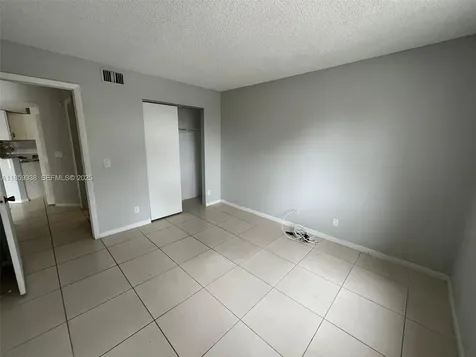 8821 Wiles Road Coral Springs FL 33067