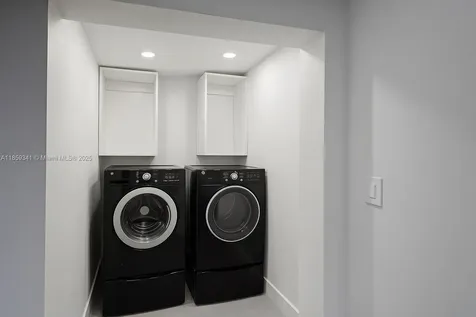 320 W 13th Street Hialeah FL 33010