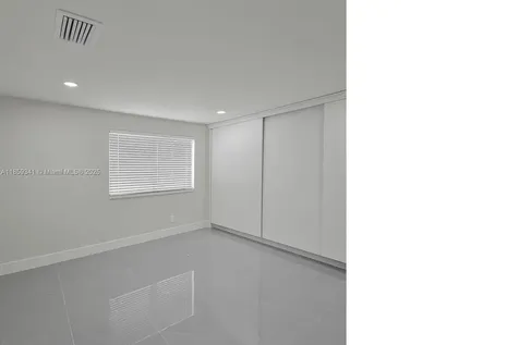 320 W 13th Street Hialeah FL 33010