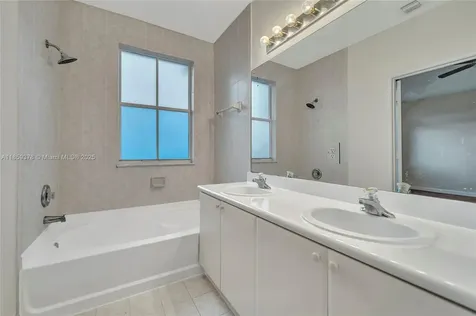2495 SE 13th Court Homestead FL 33035