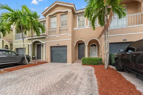 1476 SE 26th Avenue Homestead FL 33035
