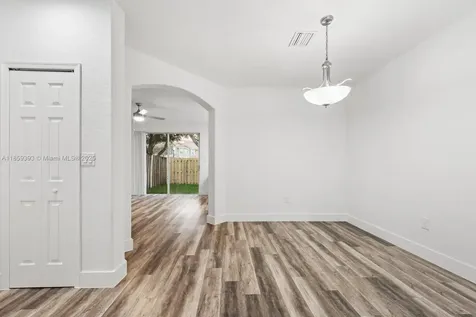 1476 SE 26th Avenue Homestead FL 33035