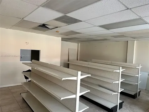 455 SW 17th Avenue Miami FL 33135