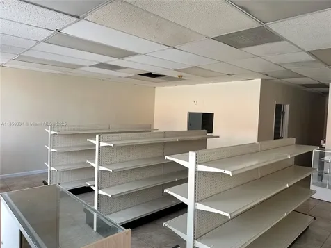 455 SW 17th Avenue Miami FL 33135