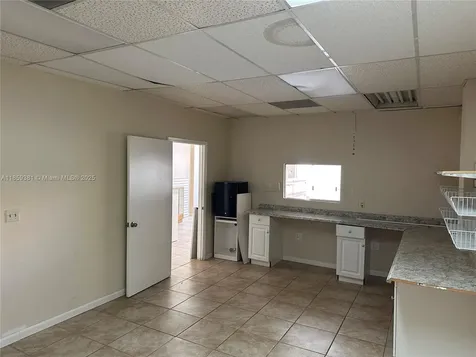 455 SW 17th Avenue Miami FL 33135