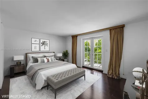 243 Meridian Avenue Miami Beach FL 33139