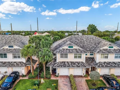 3087 NW 30th Place Oakland Park FL 33311