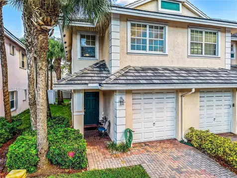 3087 NW 30th Place Oakland Park FL 33311