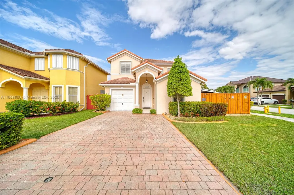 16403 SW 79th Lane Miami FL 33193