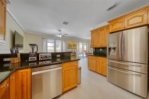 16403 SW 79th Lane Miami FL 33193