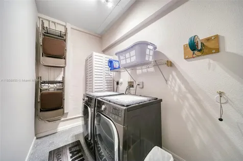 16403 SW 79th Lane Miami FL 33193