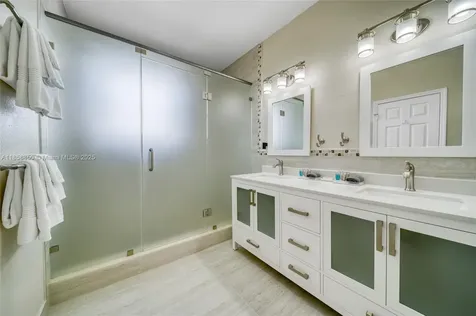 16403 SW 79th Lane Miami FL 33193