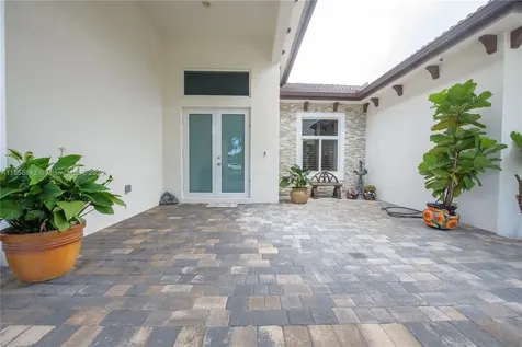 27410 SW 172nd Avenue Homestead FL 33031