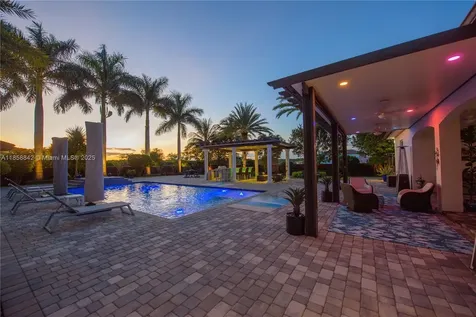 27410 SW 172nd Avenue Homestead FL 33031