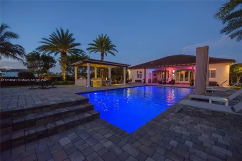27410 SW 172nd Avenue Homestead FL 33031