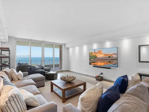 799 Crandon Boulevard Key Biscayne FL 33149