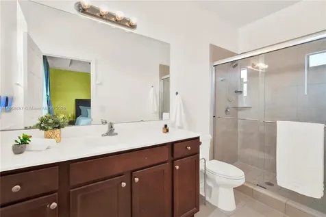 10480 W 33rd Lane Hialeah FL 33018
