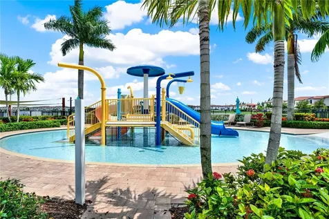 10480 W 33rd Lane Hialeah FL 33018