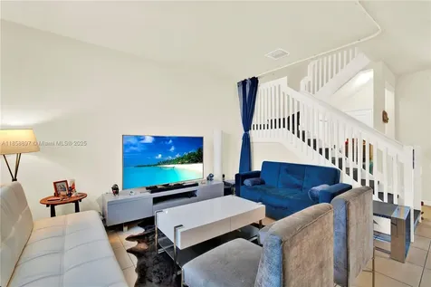 10480 W 33rd Lane Hialeah FL 33018