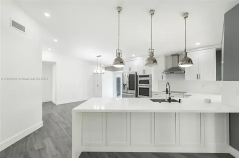 11518 SW 174th Street Miami FL 33157