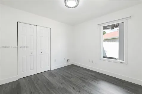 11518 SW 174th Street Miami FL 33157