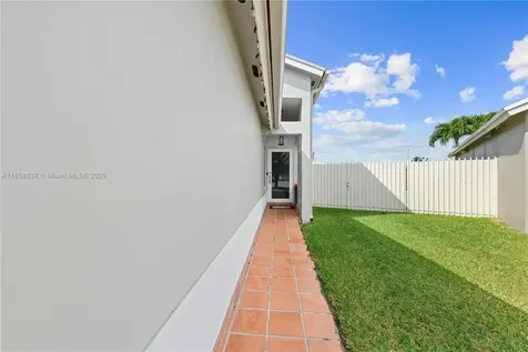 11518 SW 174th Street Miami FL 33157